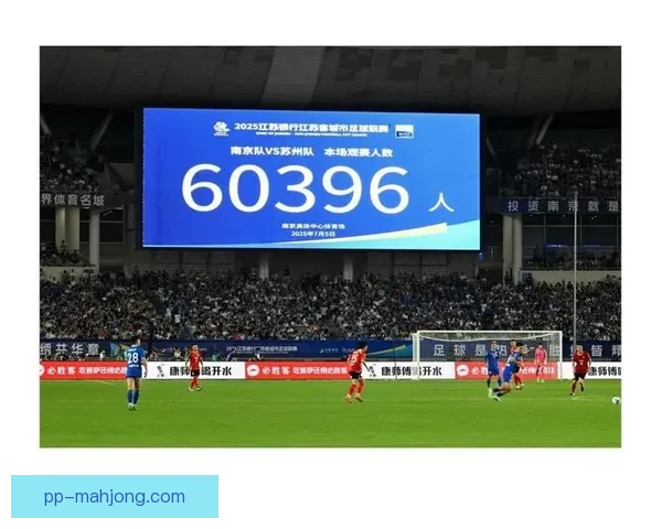 联赛开赛前夕重庆两江竞技退出中超并解散引发中国足球生存反思 联赛开赛前夕重庆两江竞技退出中超并解散引发中国足球生存反思